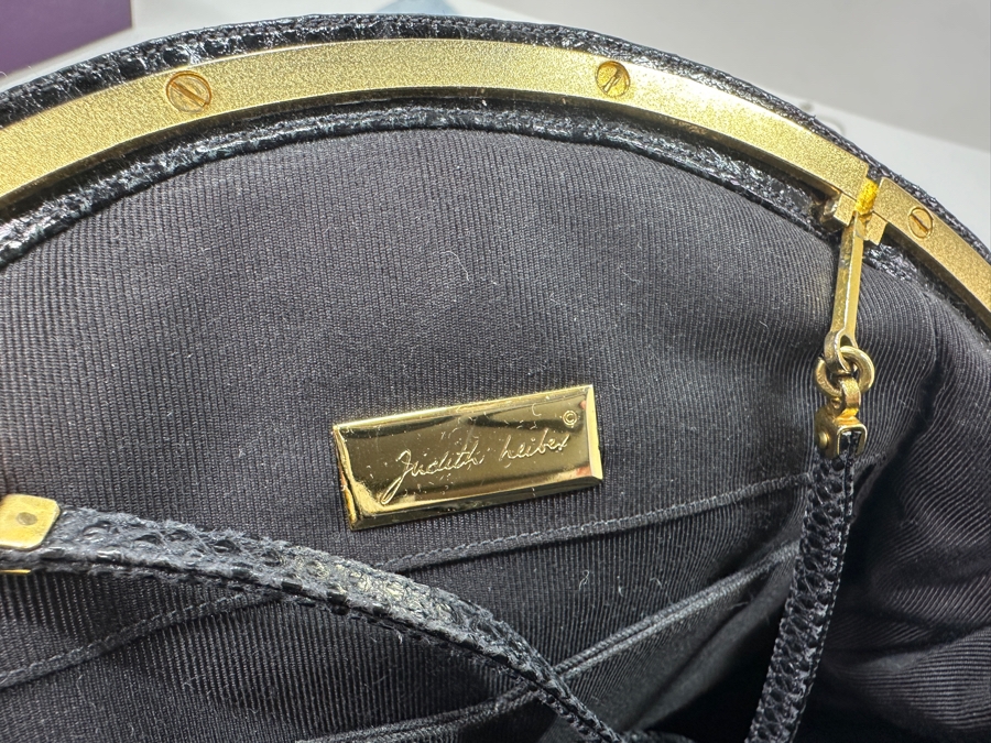 Vintage Judith Leiber Reptile Leather Handbag With Comb And Mirror Plus The Original Dust Bag And Original Judith Leiber Box [Photo 6]