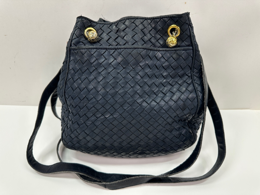 Bottega Veneta Woven Leather Handbag With Dust Bag Made In Italy Estimate $400 [Photo 2]