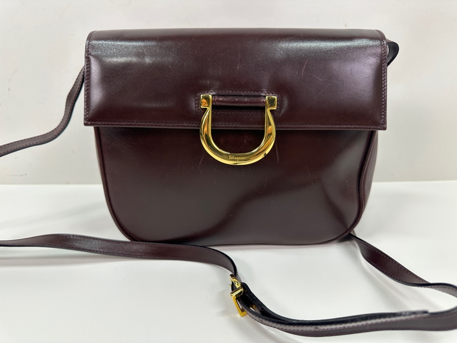 Salvatore Ferragamo Leather Handbag Made In Italy Estimate $200 [Photo 2]