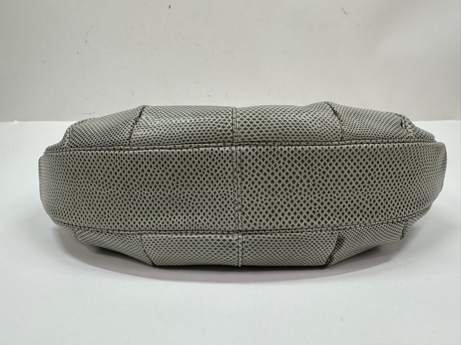 Vintage Judith Leiber Reptile Leather Handbag With Comb, Mirror And Change Purse Plus The Original Dust Bag And Original Judith Leiber Box [Photo 9]