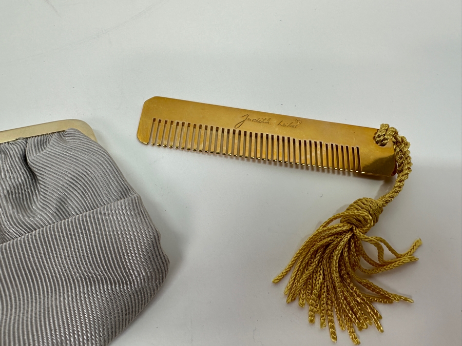 Vintage Judith Leiber Reptile Leather Handbag With Comb, Mirror And Change Purse Plus The Original Dust Bag And Original Judith Leiber Box [Photo 4]