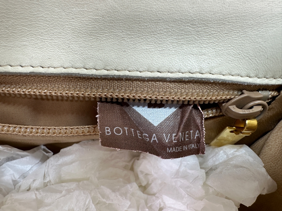 Bottega Veneta Woven Leather Handbag With Mirror Made In Italy Retails $3,500 [Photo 13]