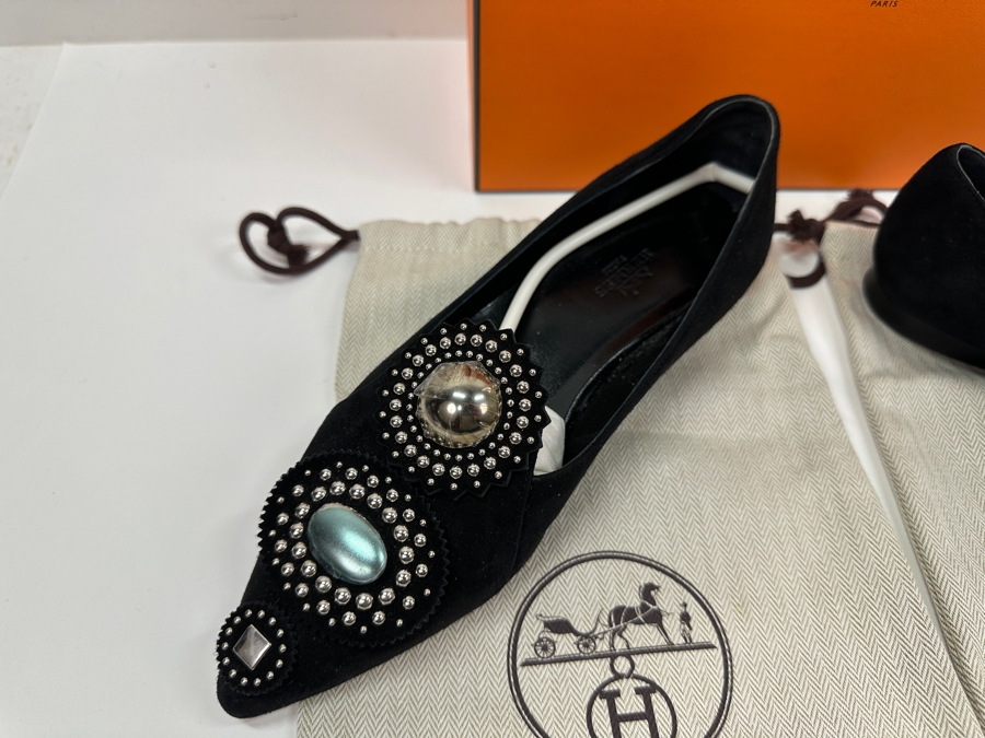 Hermes Suede Studded Ballet Flats Shoes With The Original Box Made In Italy Size 37 Estimate $600 [Photo 3]