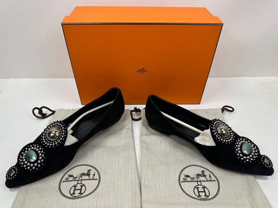 Hermes Suede Studded Ballet Flats Shoes With The Original Box Made In Italy Size 37 Estimate $600 [Photo 2]