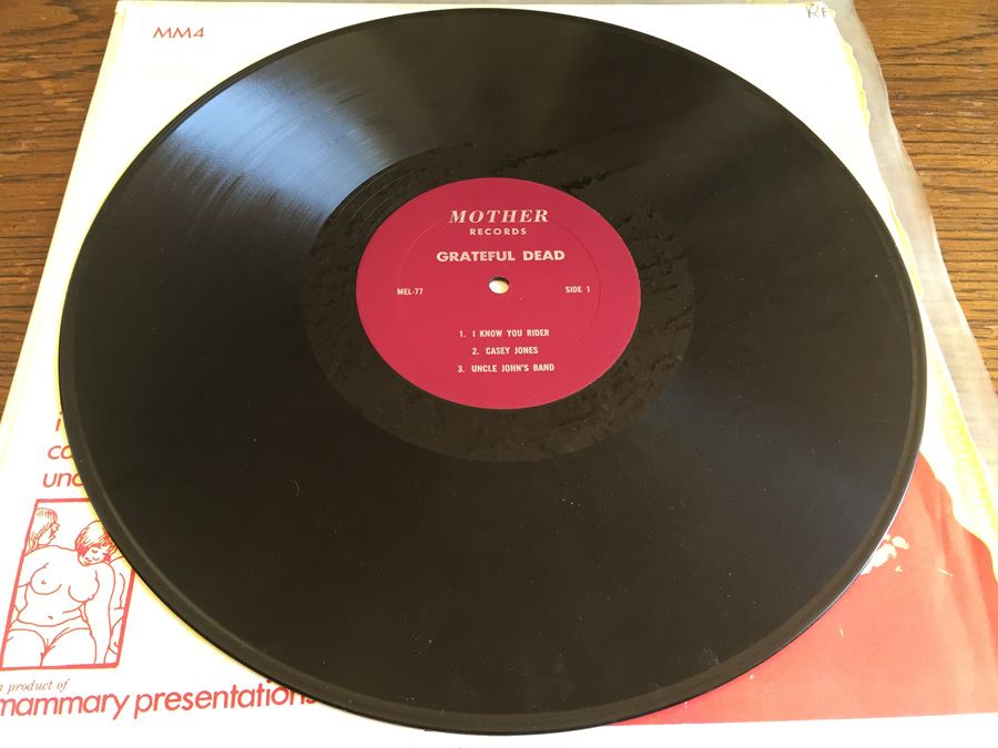 Grateful Dead - Grateful Dead Recorded Live In Concert - Mammary Presentations ‎- MM4 - Mother Records [Photo 5]