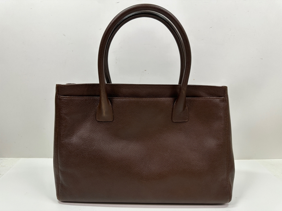 Chanel Cerf Executive Tote Grand Shopping Handbag Like New With Original Chanel Dust Bag And Original Chanel Box Estimate $3,000+ [Photo 9]