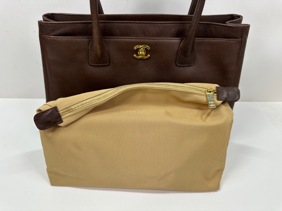 Chanel Cerf Executive Tote Grand Shopping Handbag Like New With Original Chanel Dust Bag And Original Chanel Box Estimate $3,000+ [Photo 4]