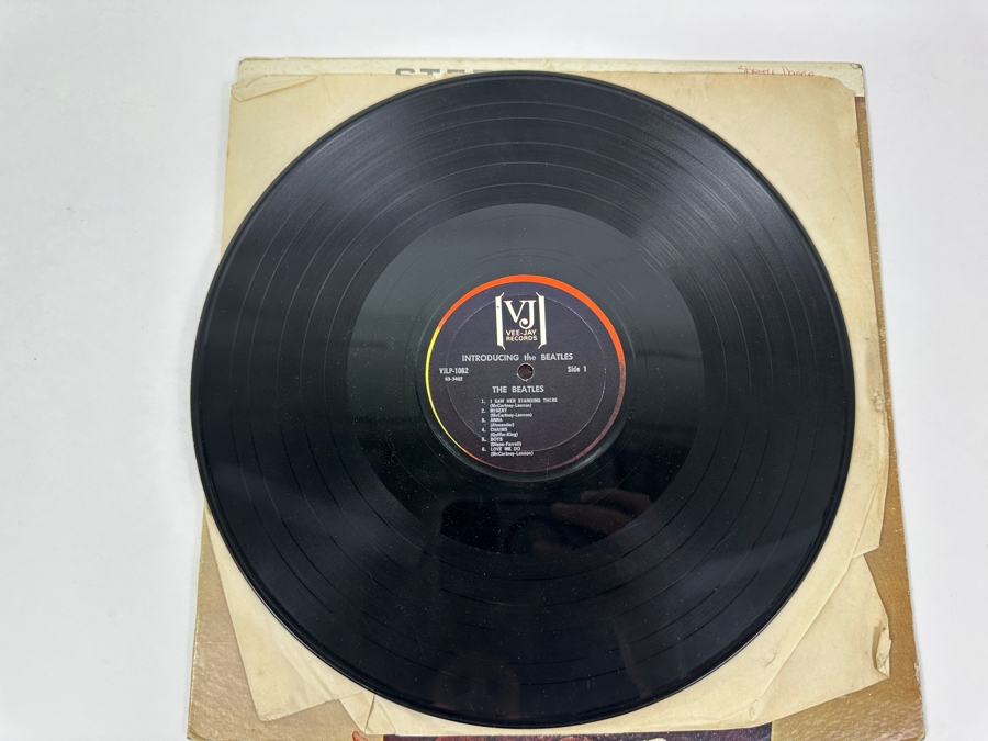 Just Added - The Beatles: Introducing The Beatles Vee-Jay Records Vinyl Record VJLP-1062 [Photo 3]