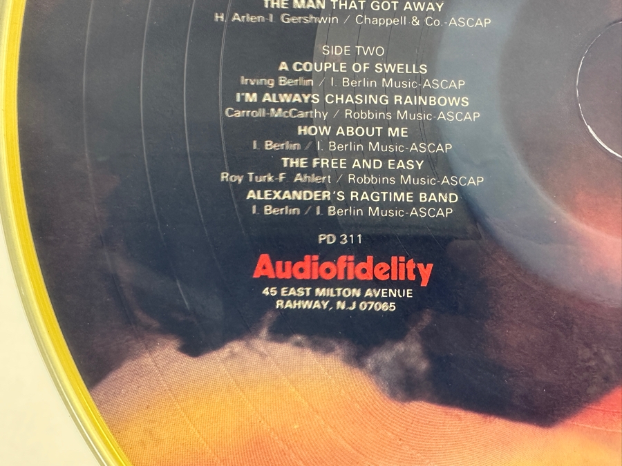 Just Added - Judy Garland Audiofidelity Picture Disc Vinyl Record PD 311 Over The Rainbow [Photo 3]