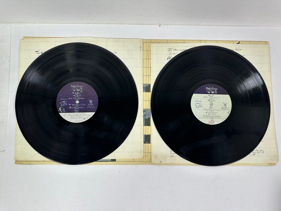 Just Added - Pink Floyd - The Wall Gatefold 2-Record Vinyl Records AL 36184 1979 Columbia Records [Photo 6]
