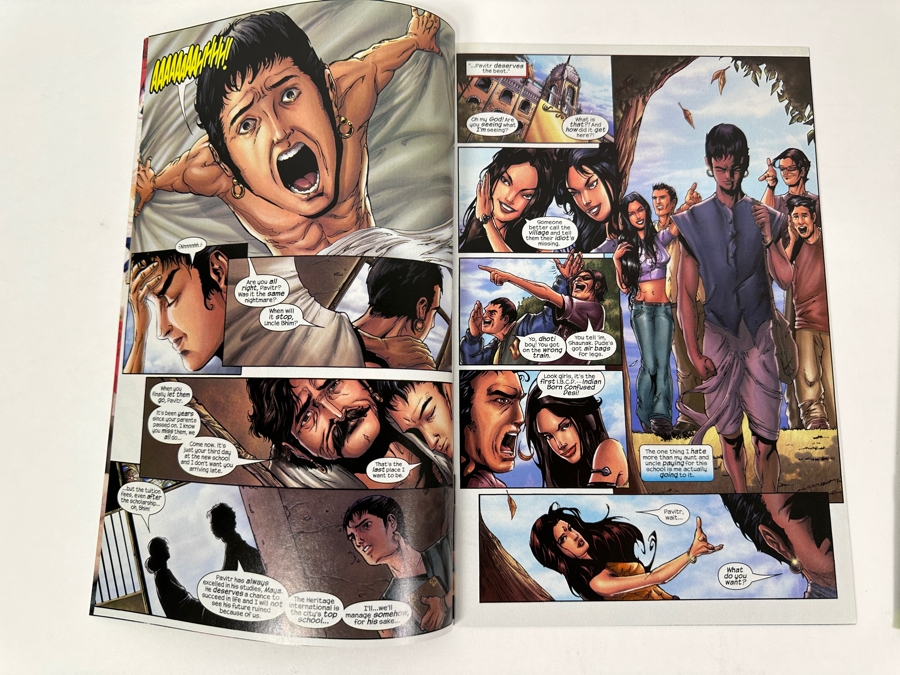 Just Added - Vintage 2005 Marvel Comics Spider-Man India No. 1, 2 & 3 1st Appearance Of Pavitr Prabhakar Comic Books [Photo 6]