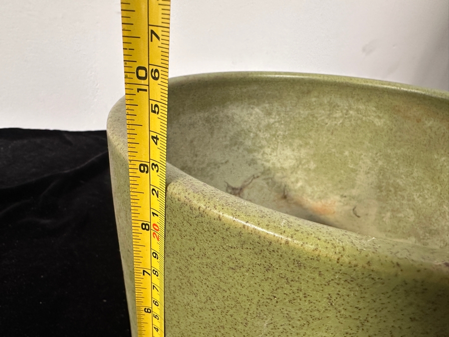 Just Added - Vintage USA Pottery Flower Pot 9H [Photo 9]