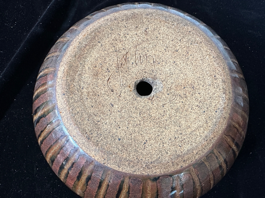 Just Added - Vintage Artist Signed Studio Pottery Flower Pot 5.5H [Photo 4]