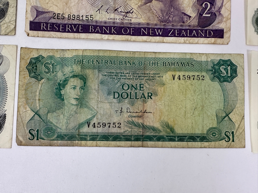 Just Added - (13) Foreign Currency From Canada, Scotland, New Zealand, Bahamas & England [Photo 7]