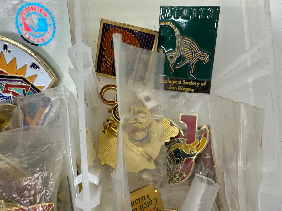 Just Added - Collection Of Pins Including Sports Pins, Liquor Advertising Pins, Russian Pins, Michael Jackson Pin & More - See Photos [Photo 22]