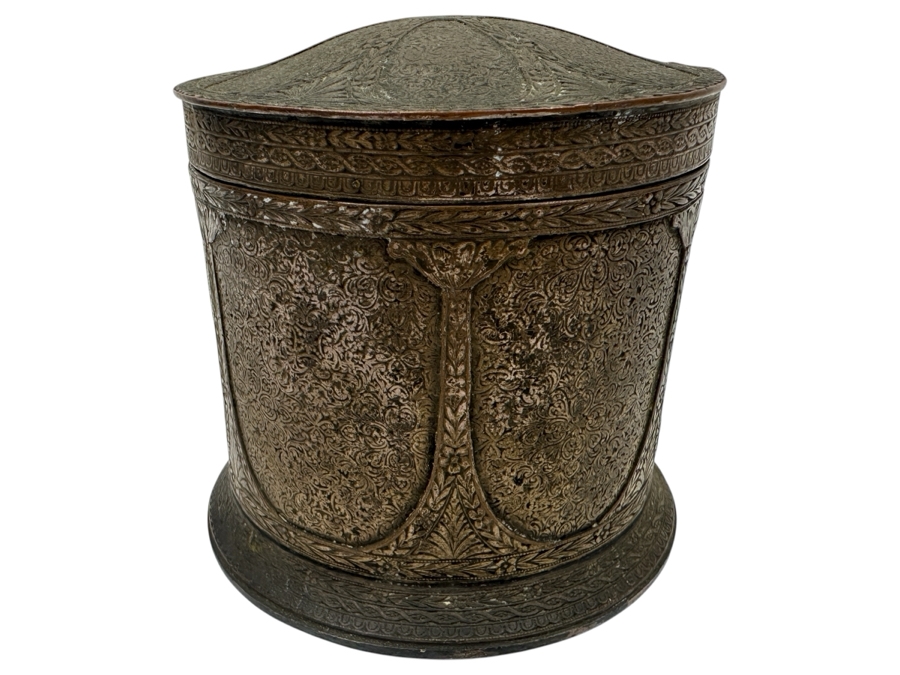 Just Added - Vintage Ornate Silver Plated 4 Compartment Storage Container Lidded Box With Hallmarks Underneath And Intricate Chased Design 3.5W X 3.5H