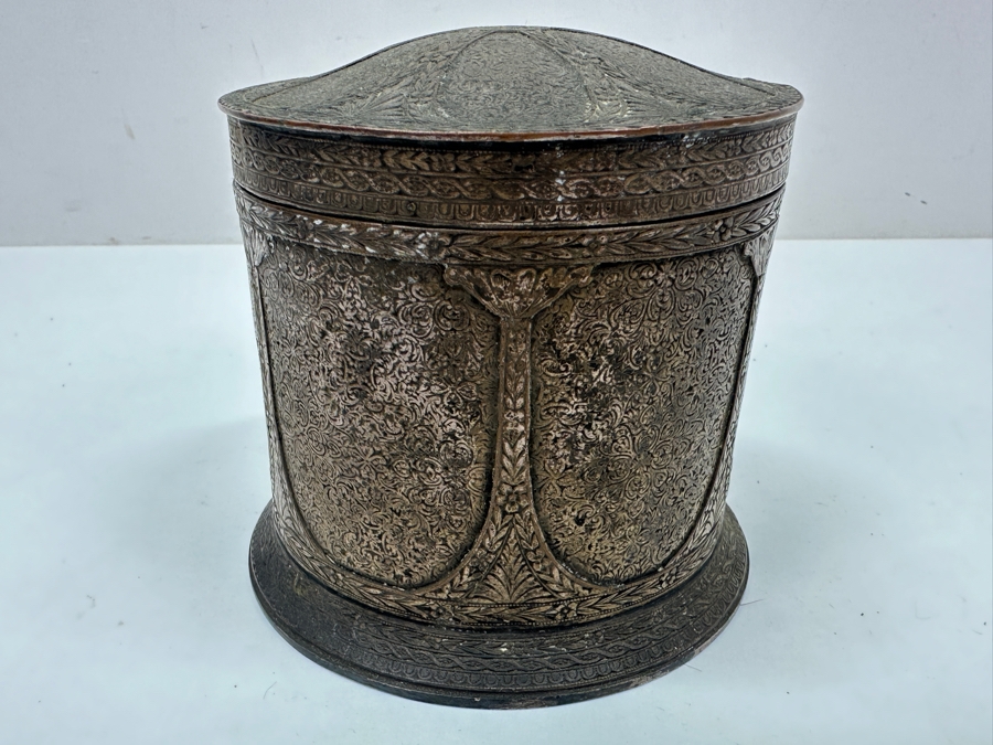Just Added - Vintage Ornate Silver Plated 4 Compartment Storage Container Lidded Box With Hallmarks Underneath And Intricate Chased Design 3.5W X 3.5H [Photo 3]