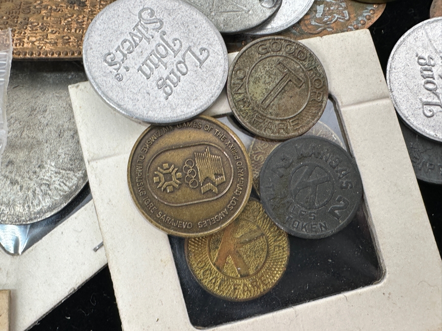 Just Added - Collection Of Various Tokens & Rolled Pennies - See Photos [Photo 11]