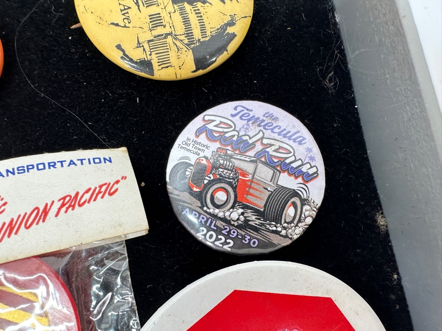 Just Added - Collection Of Vintage Buttons - See Photos [Photo 6]