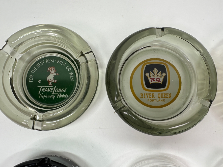 Just Added - (12) Vintage Glass Advertising Ashtrays From Casinos, Motels & Bowling Alleys [Photo 3]