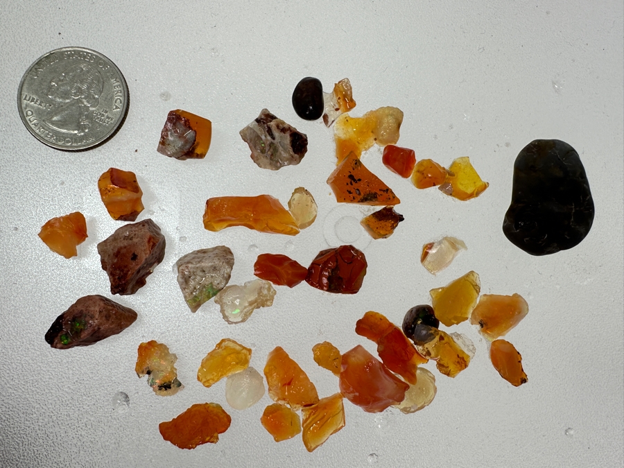 Just Added - Collection Of Opalised Stones [Photo 9]