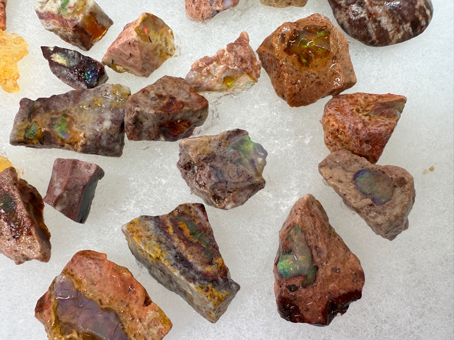 Just Added - Collection Of Various Rocks, Smoky Quartz, Amethyst, Petrified Wood, Opal Stones, Geodes, Malachite - See Photos [Photo 20]