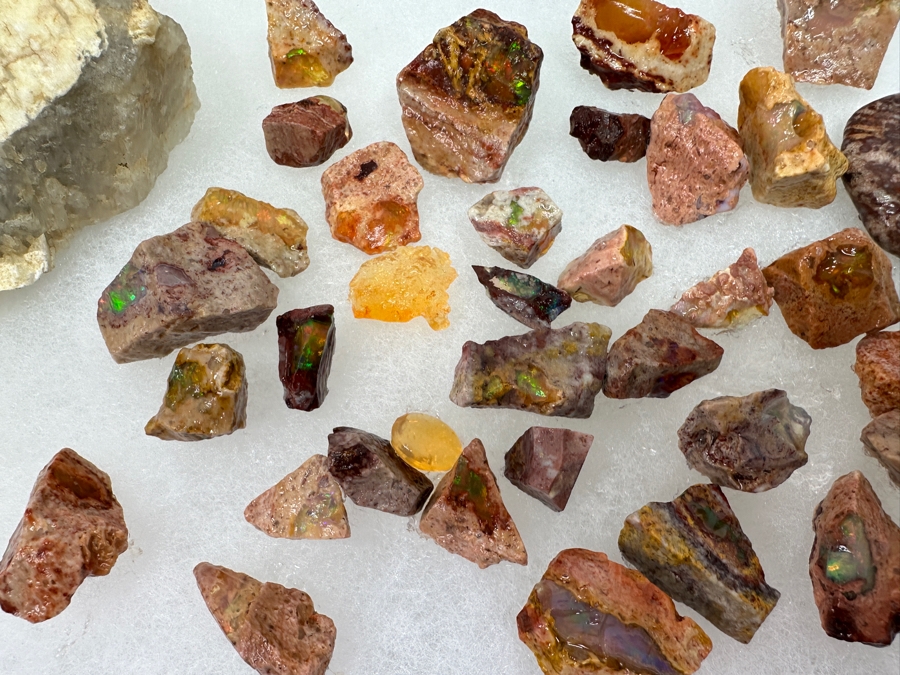 Just Added - Collection Of Various Rocks, Smoky Quartz, Amethyst, Petrified Wood, Opal Stones, Geodes, Malachite - See Photos [Photo 15]