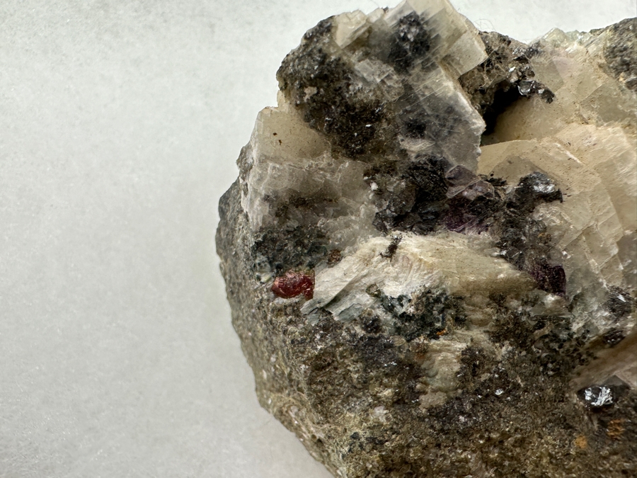 Just Added - Collection Of Various Rocks, Smoky Quartz, Amethyst, Petrified Wood, Opal Stones, Geodes, Malachite - See Photos [Photo 12]