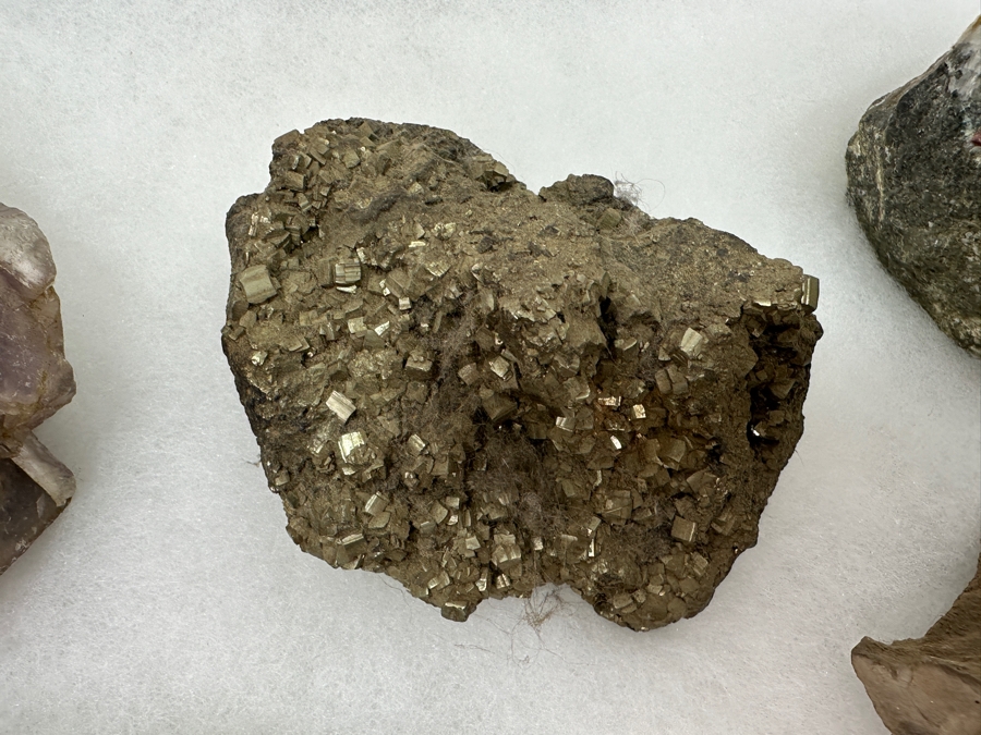 Just Added - Collection Of Various Rocks, Smoky Quartz, Amethyst, Petrified Wood, Opal Stones, Geodes, Malachite - See Photos [Photo 10]