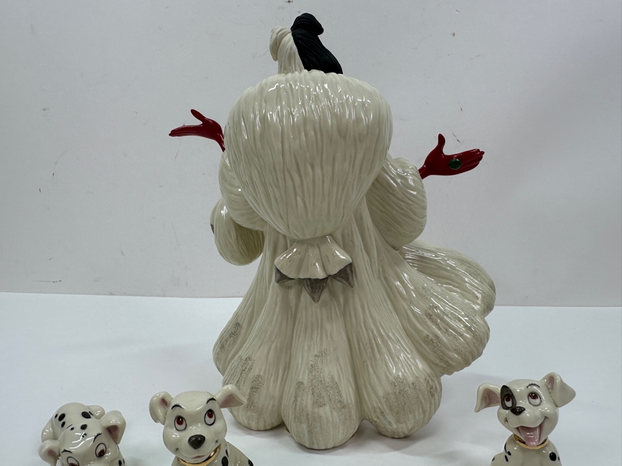 Walt Disney Showcase Lenox 101 Dalmatians Cruella De Vil Figurine With Three Dalmatians Figurines Hand Painted And Accented With 24k Gold With Original Box 8.5'H Retails $145 [Photo 7]