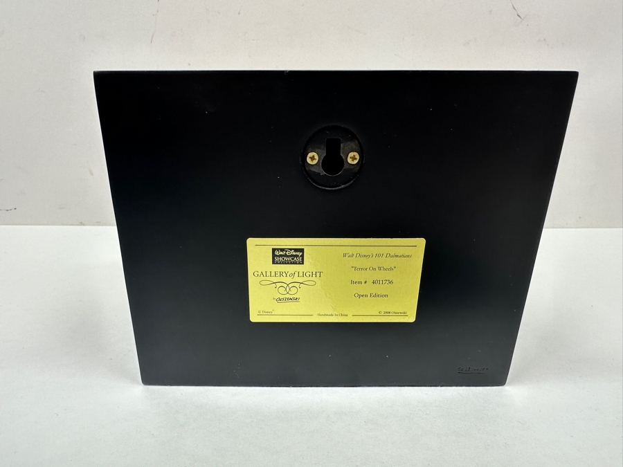 Walt Disney Showcase Collection Robert W. Olszewski Gallery Of Light Walt Disney's 101 Dalmatians 'Terror On Wheels' Featuring Cruella De Vil Miniature Shadowbox Scene With Original Box [Photo 9]