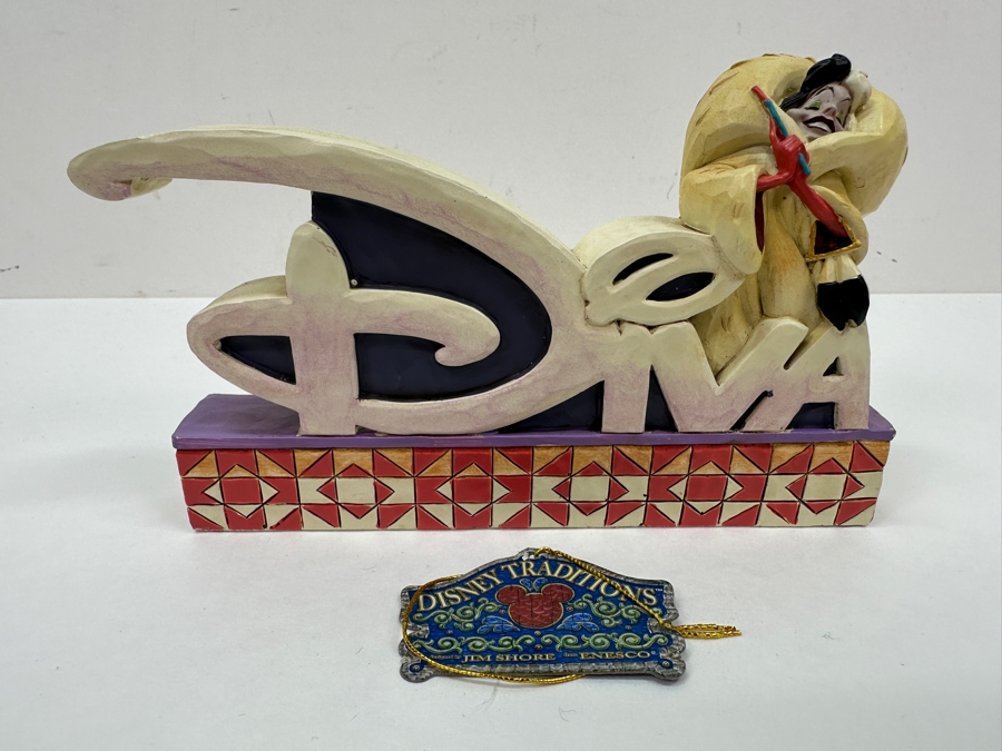 Walt Disney Showcase Collection Cruella De Vil 'Diva' Figurine Disney Traditions By Jim Shore Enesco 6W X 4H [Photo 2]