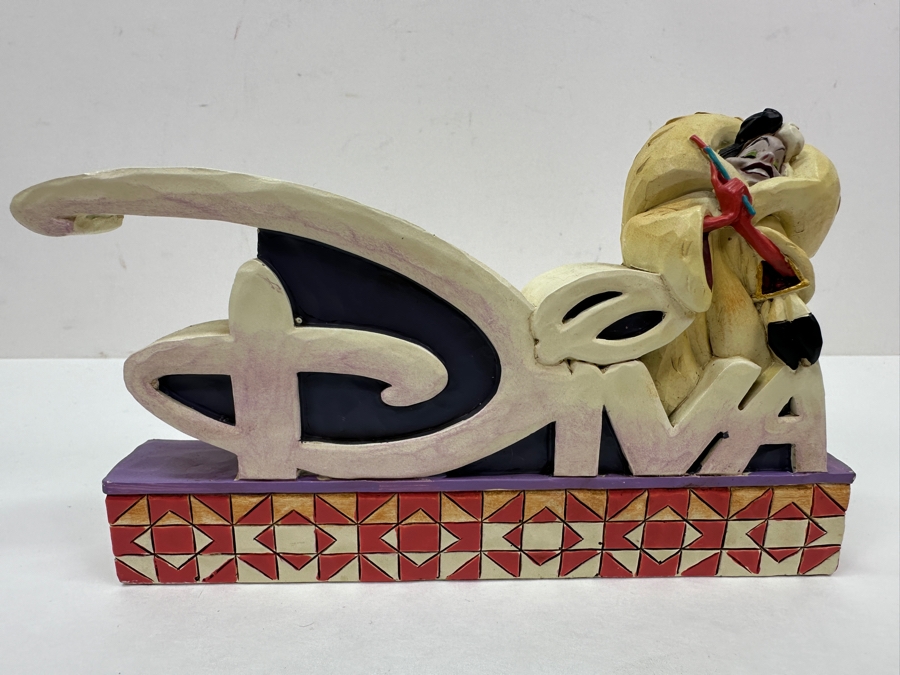 Walt Disney Showcase Collection Cruella De Vil 'Diva' Figurine Disney Traditions By Jim Shore Enesco 6W X 4H [Photo 4]
