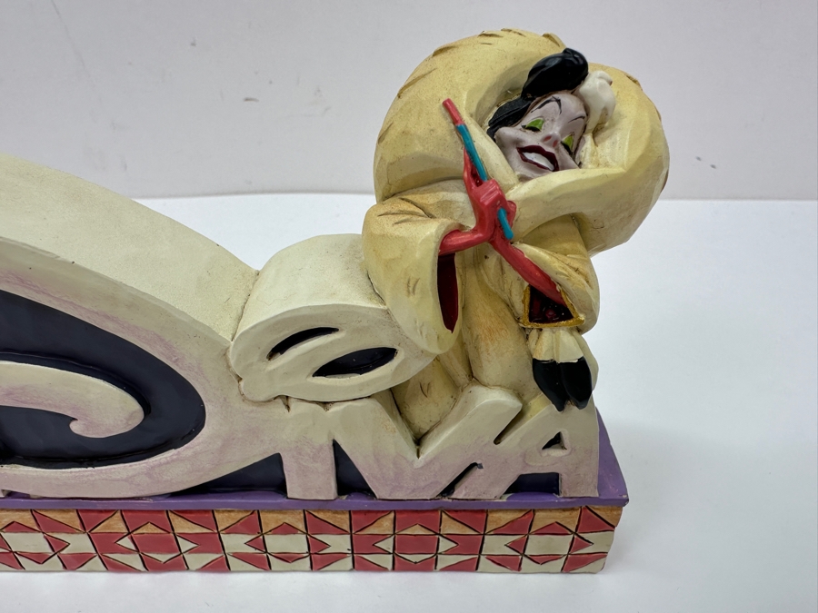 Walt Disney Showcase Collection Cruella De Vil 'Diva' Figurine Disney Traditions By Jim Shore Enesco 6W X 4H [Photo 5]