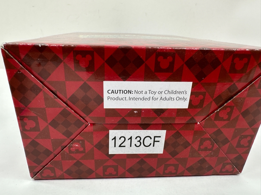 Walt Disney Showcase Collection Cruella De Vil 'Diva' Figurine Disney Traditions By Jim Shore Enesco 6W X 4H [Photo 12]