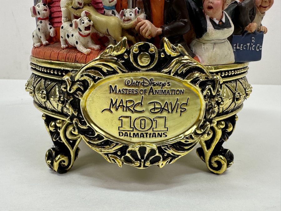 Walt Disney's Masters Of Animation Marc Davis 101 Dalmatians Musical Snow Globe Featuring Cruella De Vil With Original Box 9H [Photo 4]