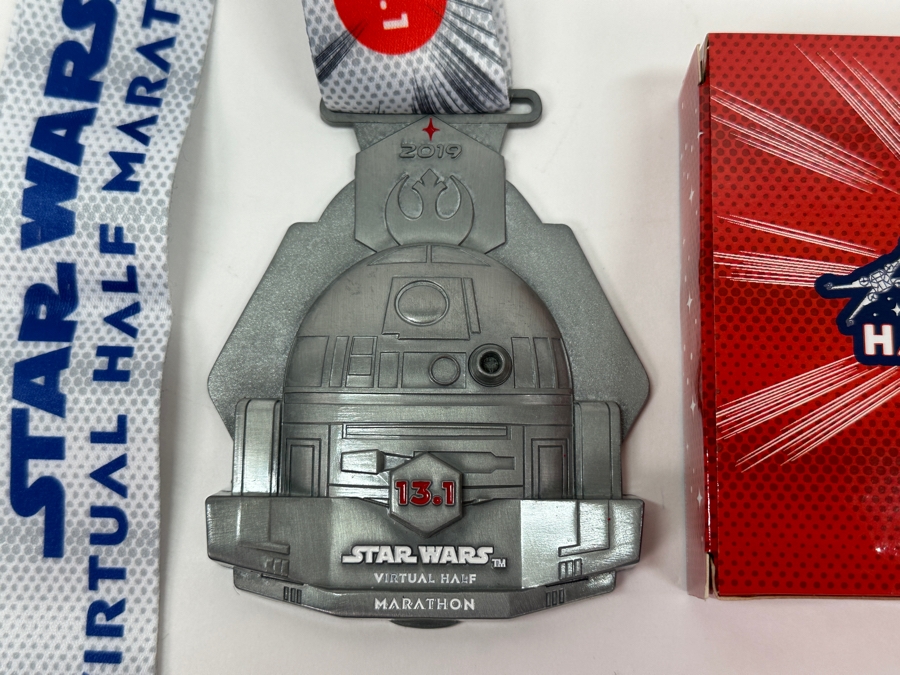 Disney Star Wars Medal From The 2019 Virtual Half Marathon With Original Box [Photo 3]
