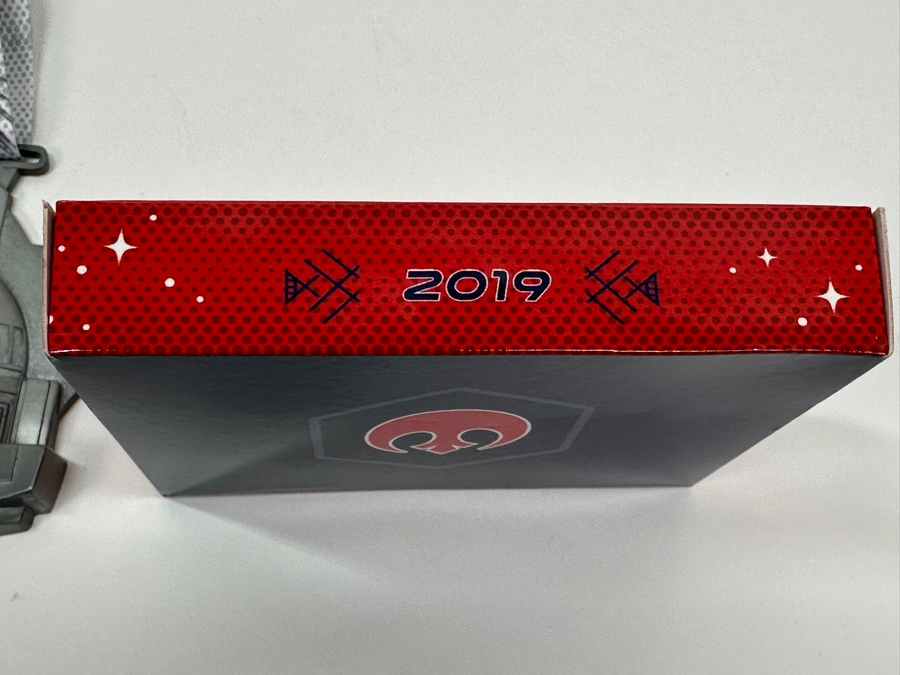 Disney Star Wars Medal From The 2019 Virtual Half Marathon With Original Box [Photo 6]