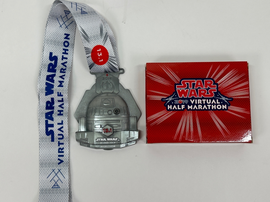 Disney Star Wars Medal From The 2019 Virtual Half Marathon With Original Box [Photo 2]