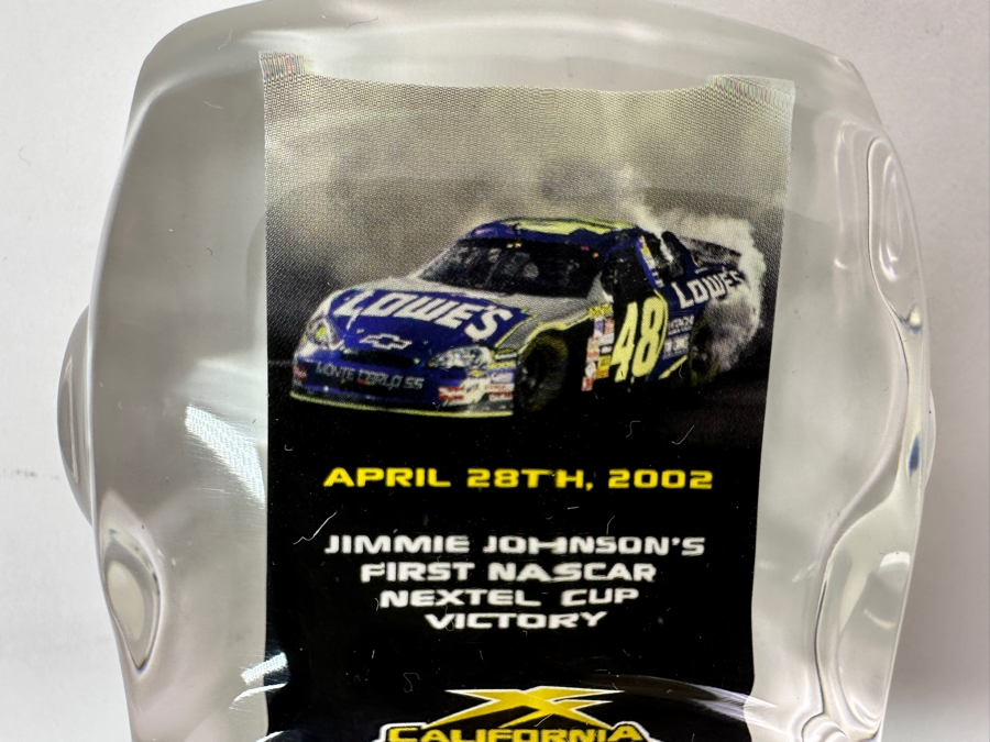 Limited Edition Jimmie Johnson's First Nascar Nextel Cup Victory Acrylic Car Numbered 1592 Of 2000 6L  [Photo 9]