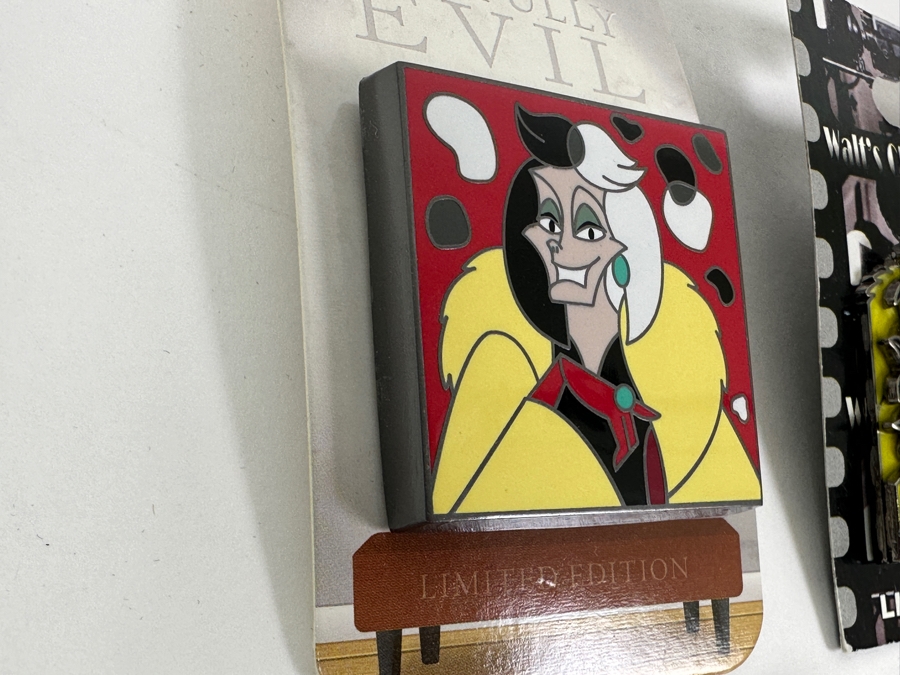 (3) Limited Edition Disney 101 Dalmatians Cruella De Vil Trading Pins And (1) Disney 101 Dalmatians Cruella De Vil Trading Pin [Photo 3]