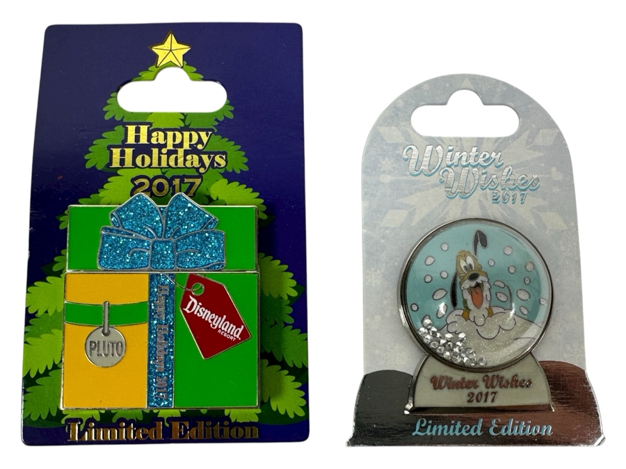 Pair Of Limited Edition Disney Happy Holidays 2017 Pluto Trading Pins