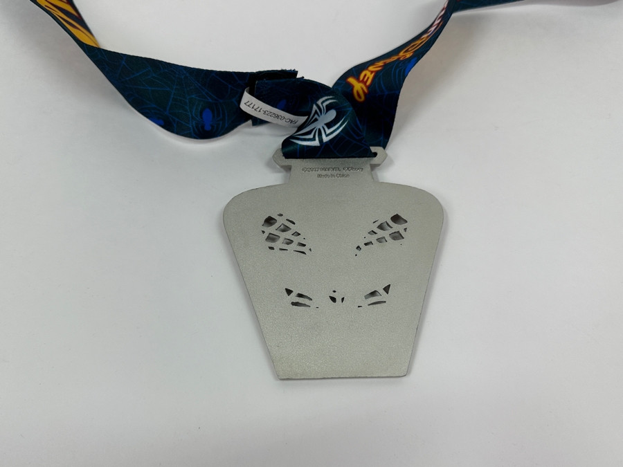 Disneyland 2017 runDisney Spider-Man 5k Medal [Photo 5]