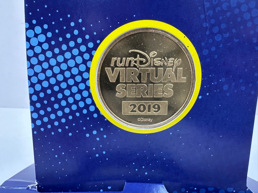 Disneyland 2019 runDisney Virtual Series Medallion Coin Celebrating 80 Years of Marvel [Photo 3]