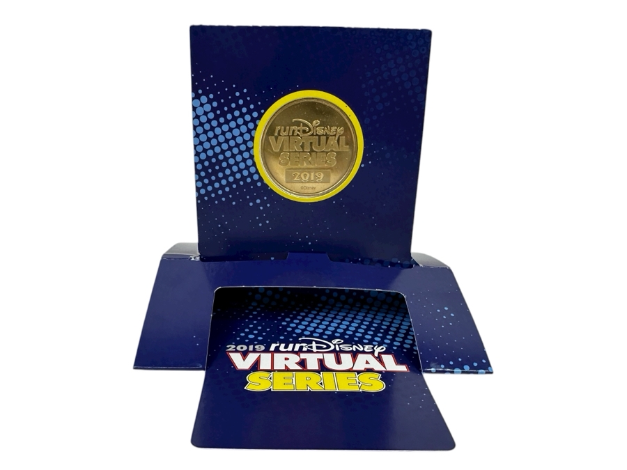 Disneyland 2019 runDisney Virtual Series Medallion Coin Celebrating 80 Years of Marvel