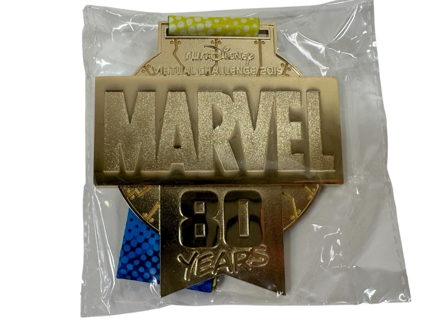 Disney Celebrating Marvel 80 Years Medal From The 2019 runDisney Virtual Challenge New In Original Packaging	