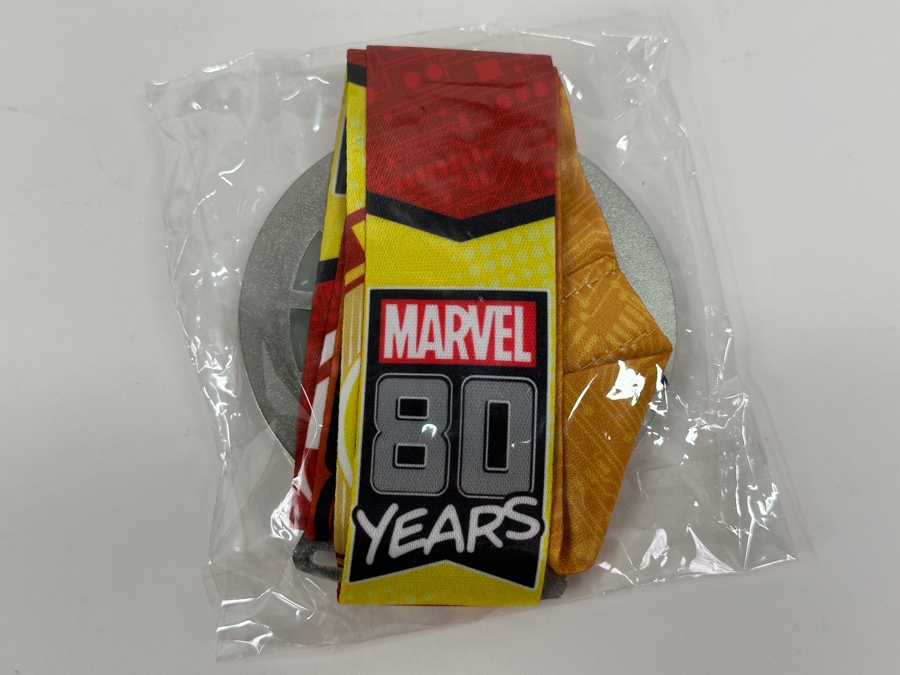 Disney Iron Man Medal From The 2019 runDisney Virtual 5k Series Celebrating Marvel 80 Years New In Original Packaging	 [Photo 5]