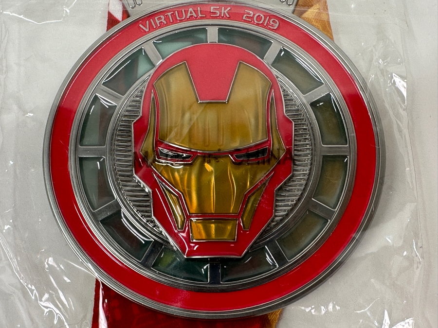 Disney Iron Man Medal From The 2019 runDisney Virtual 5k Series Celebrating Marvel 80 Years New In Original Packaging	 [Photo 2]