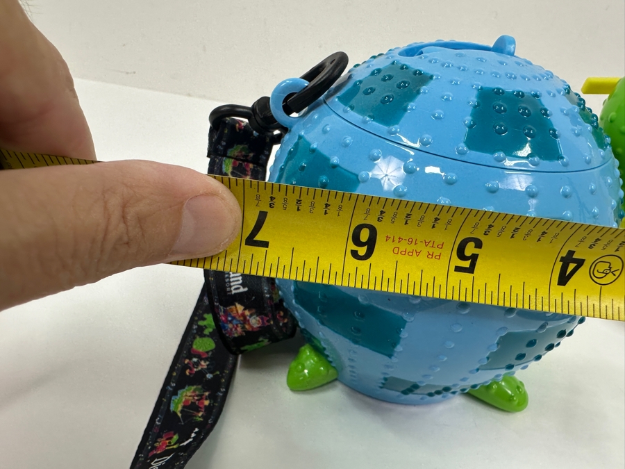 Disneyland Main Street Electrical Parade Light-Up Turtle Sipper (50th Anniversary Celebration) 7'W x 5.5'H [Photo 9]