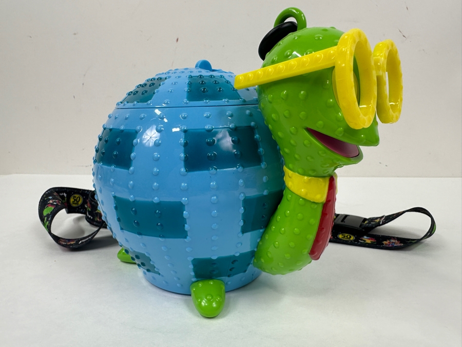 Disneyland Main Street Electrical Parade Light-Up Turtle Sipper (50th Anniversary Celebration) 7'W x 5.5'H [Photo 3]